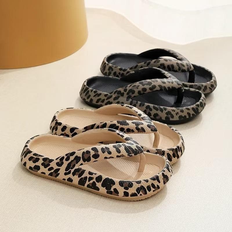 2025 New Leopard Print Flip Flops Casual Platform Ladies Pinch toe Flat Slippers Non Slip Bathroom Slippers Outdoor Beach Shoe cm black