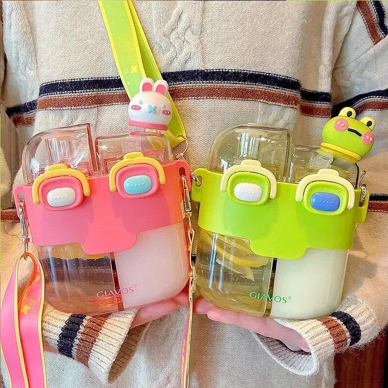 Drinking Bottle Large-Capacity Double-Bin Plastic Straw Cup Children Portable Carrying Water Bottle with High Beauty Cartoon Out purple