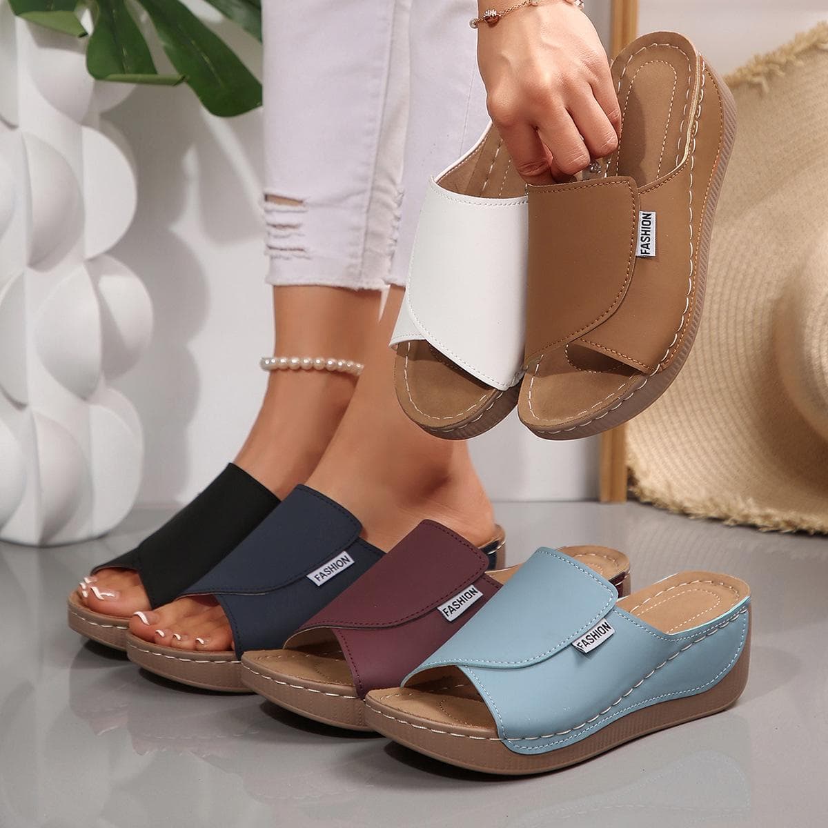 New Summer Women's Wedge Heel Sandals: European & American Style, Fish Mouth Design, Lightweight Outdoor Beach Slippers cm white