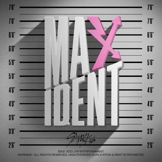 STRAY KIDS - MAXIDENT [STANDARD EDITION] [Random Version]