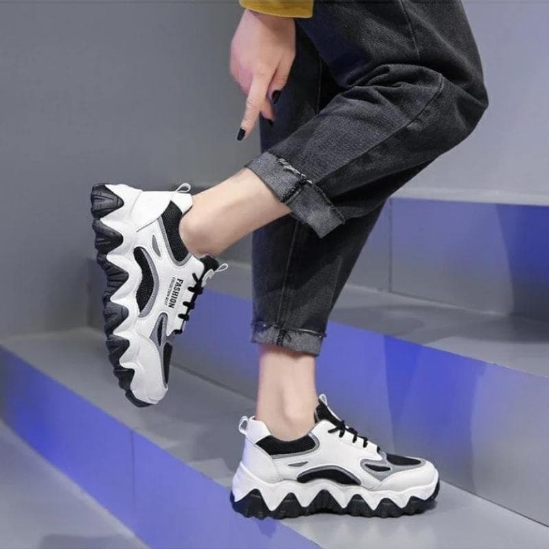 Fashion Black Dad Shoes for Women White Spring Autumn 2024 New Light Original Walking Woman Footwear Vulcanized Shoe Fashion On Sale H A cm