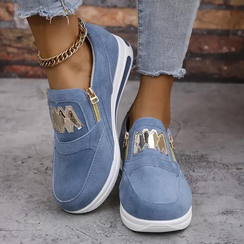 2025 Ladies' light blue casual sports shoes with gold accents cm red