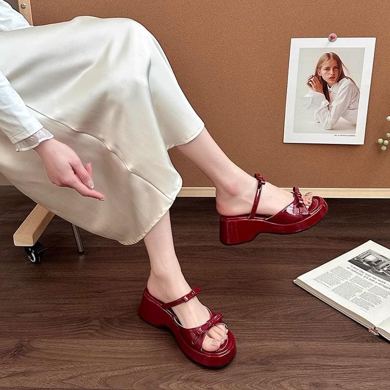 Fashionable Shoes with Wedge Heels Women's Thick-heeled and High-heeled Flip-flops cm beige